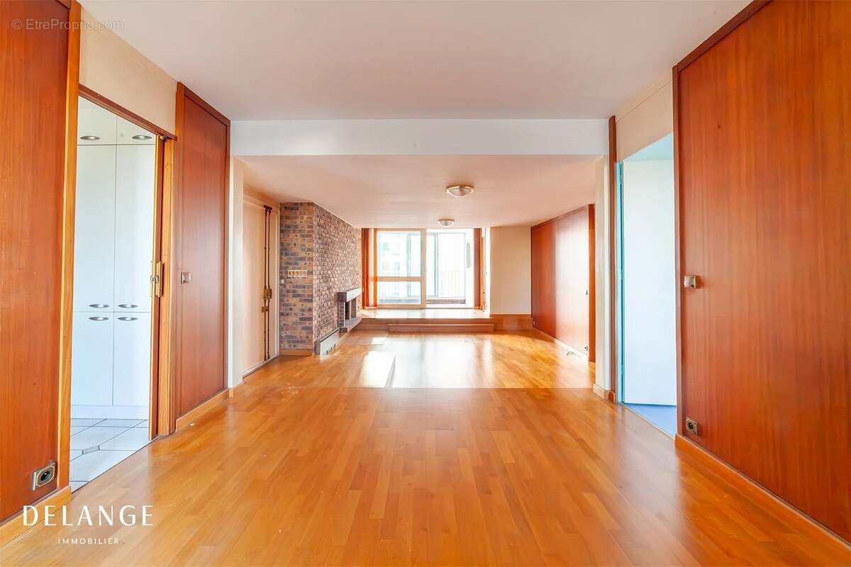 Appartement à IVRY-SUR-SEINE