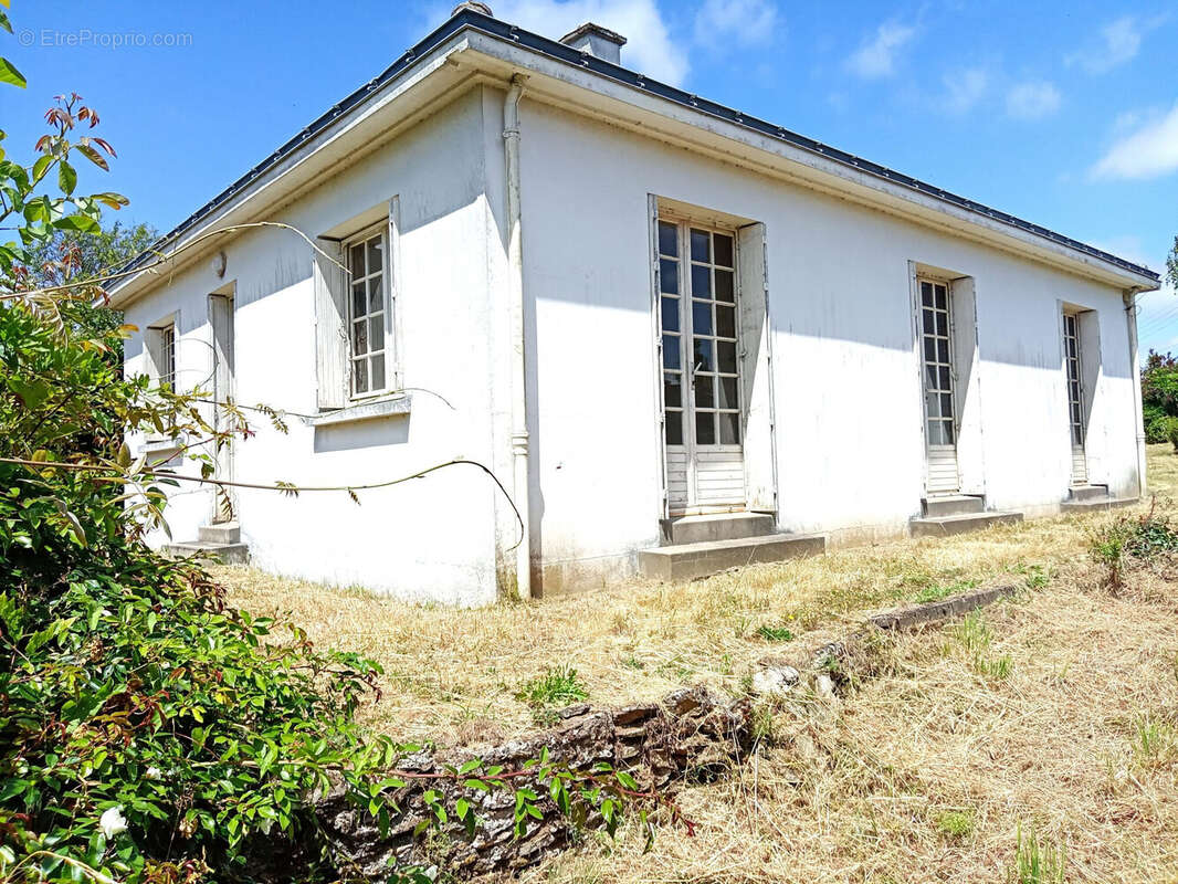 Maison 95 m² à Couffe  - photo 3