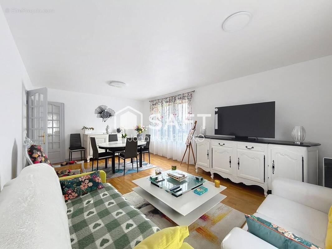 Photo 1 - Appartement à SAINT-BRICE-COURCELLES