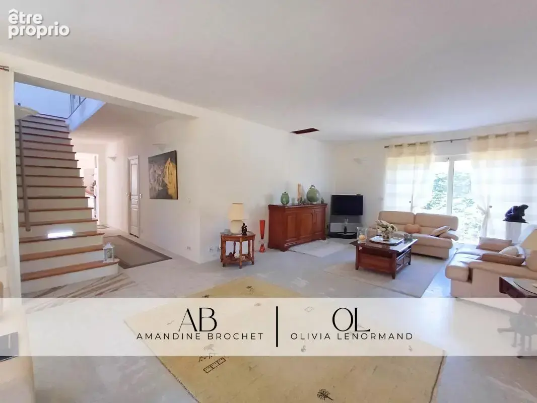 Maison 8 pièces 311 m² à vendre à Mareil-Sur-Mauldre (78124) - photo 3