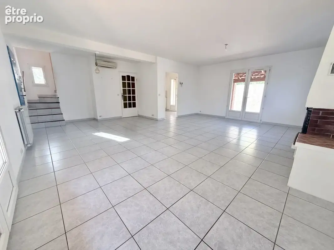 Maison 5 pièces 101 m² à vendre à La Londe-Les-Maures (83250) - photo 6