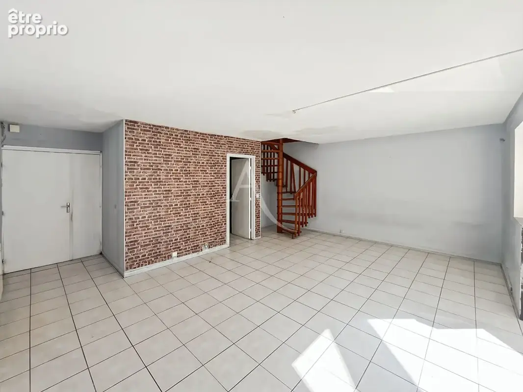 Appartement Les Mureaux 6 pièce(s) 94m² - 4 chambres - photo 2