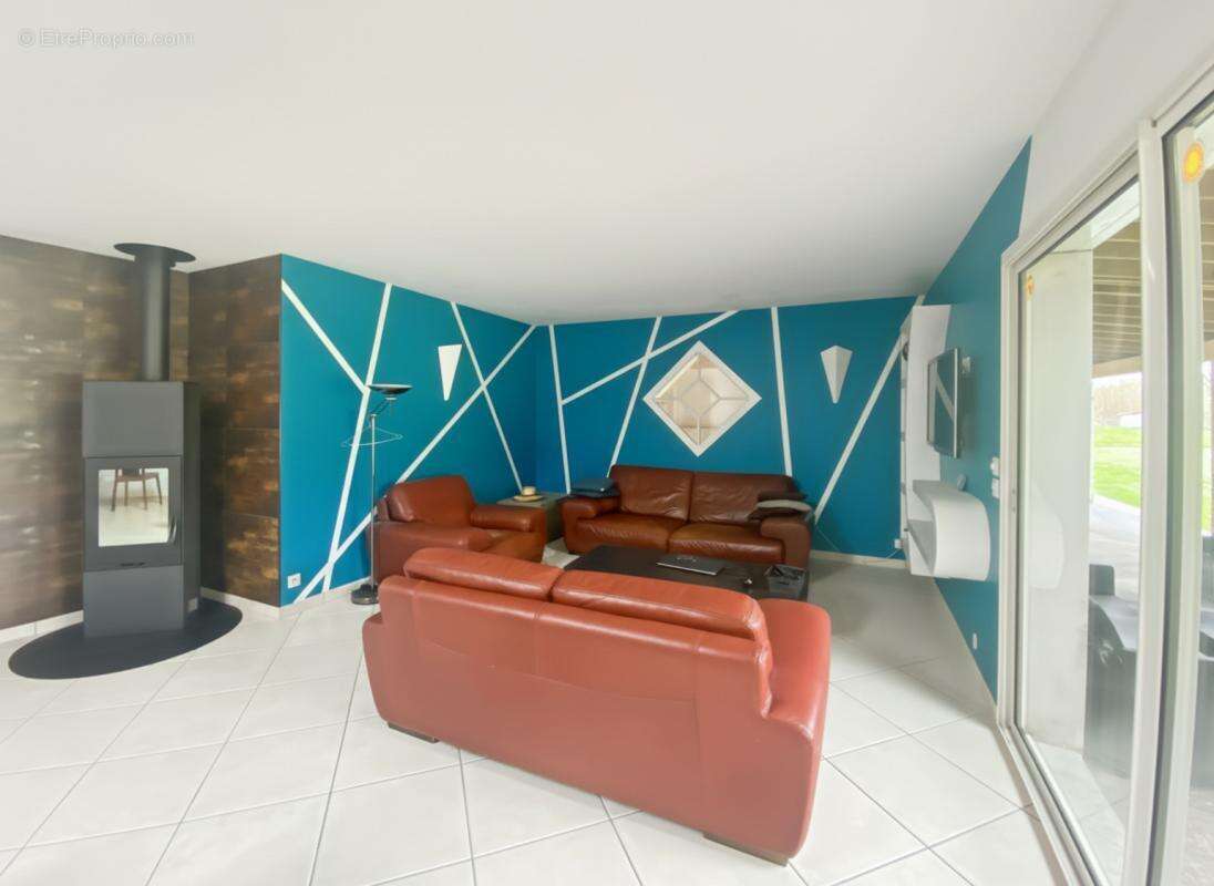 Maison 144 m² à Marsas  - photo 2