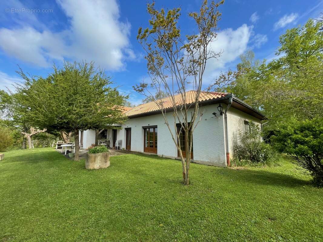 Maison à MIELAN