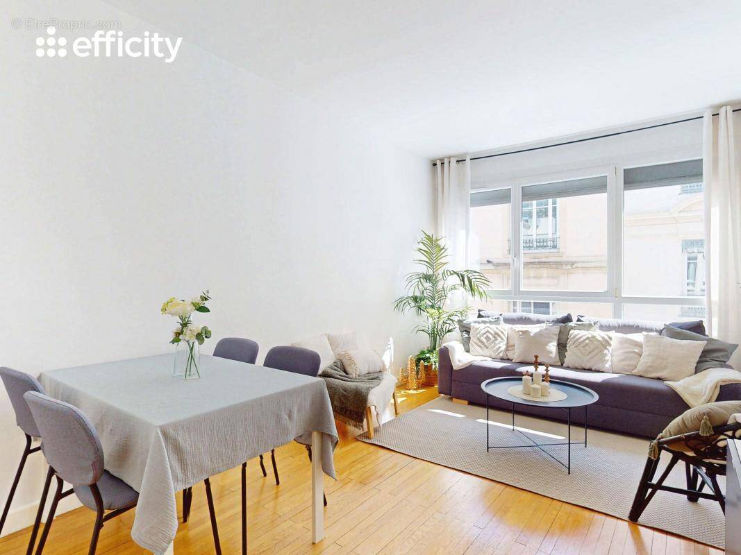 Appartement à LYON-6E