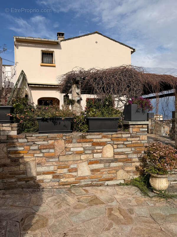 Maison à SAN-MARTINO-DI-LOTA