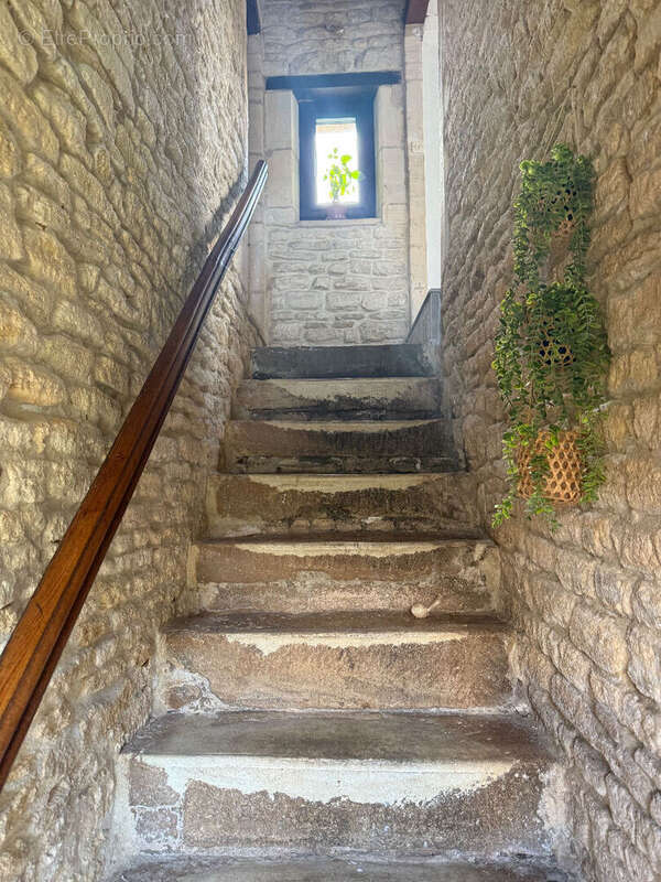 Maison à PERIERS-SUR-LE-DAN