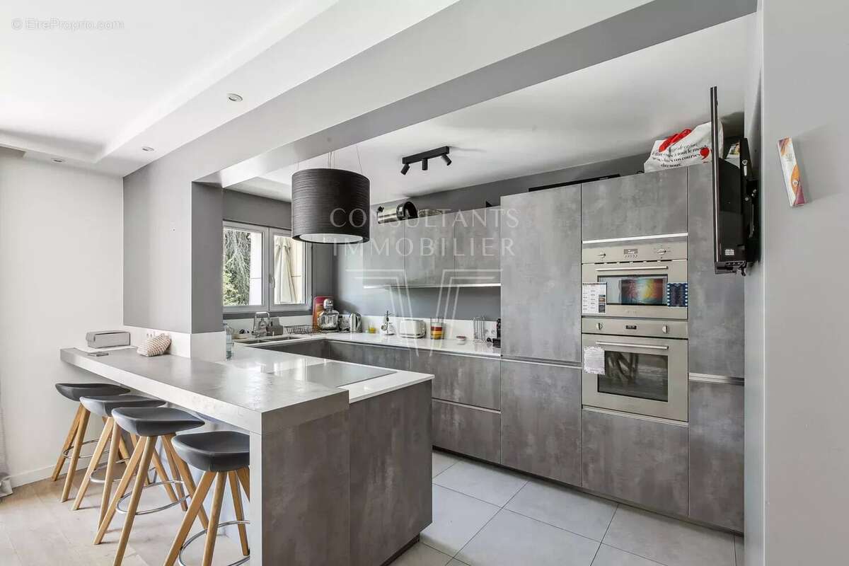 Appartement à BOULOGNE-BILLANCOURT