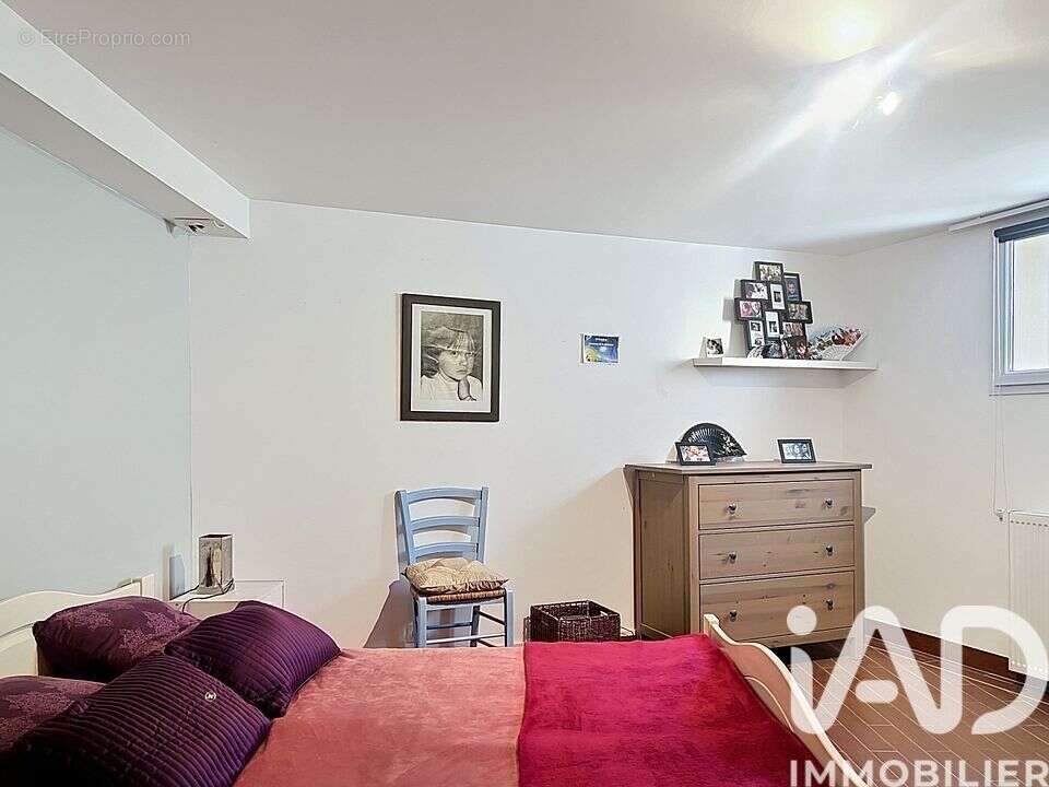 Photo 8 - Maison à SAINT-CYR-L'ECOLE
