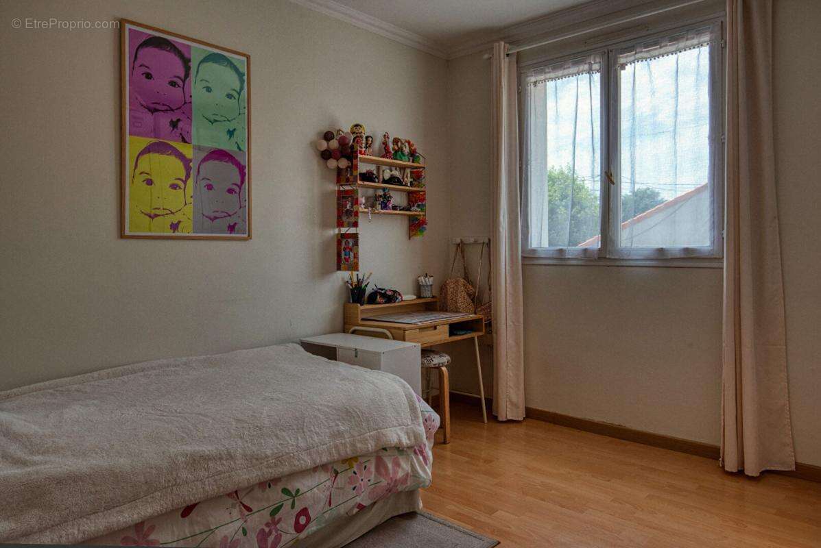 Maison à SAINT-SEBASTIEN-SUR-LOIRE