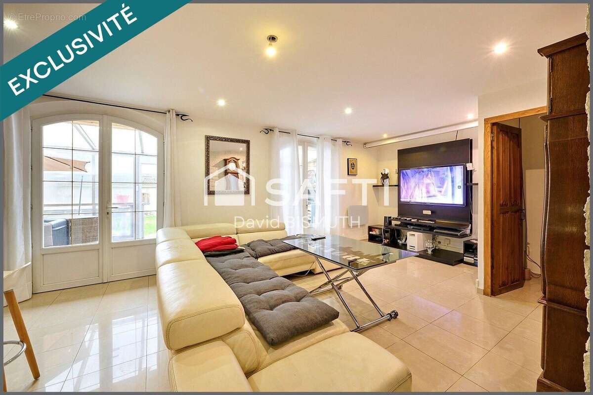 Photo 2 - Maison à PIERREFITTE-SUR-SEINE