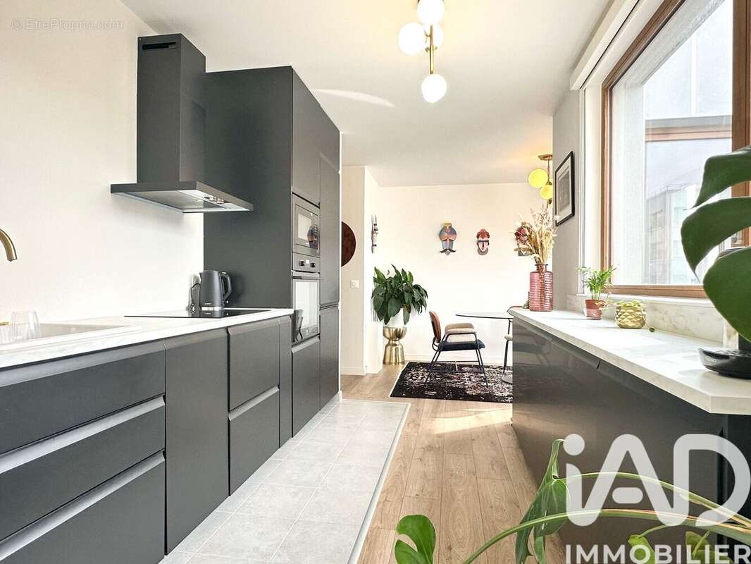 Photo 9 - Appartement à SAINT-DENIS