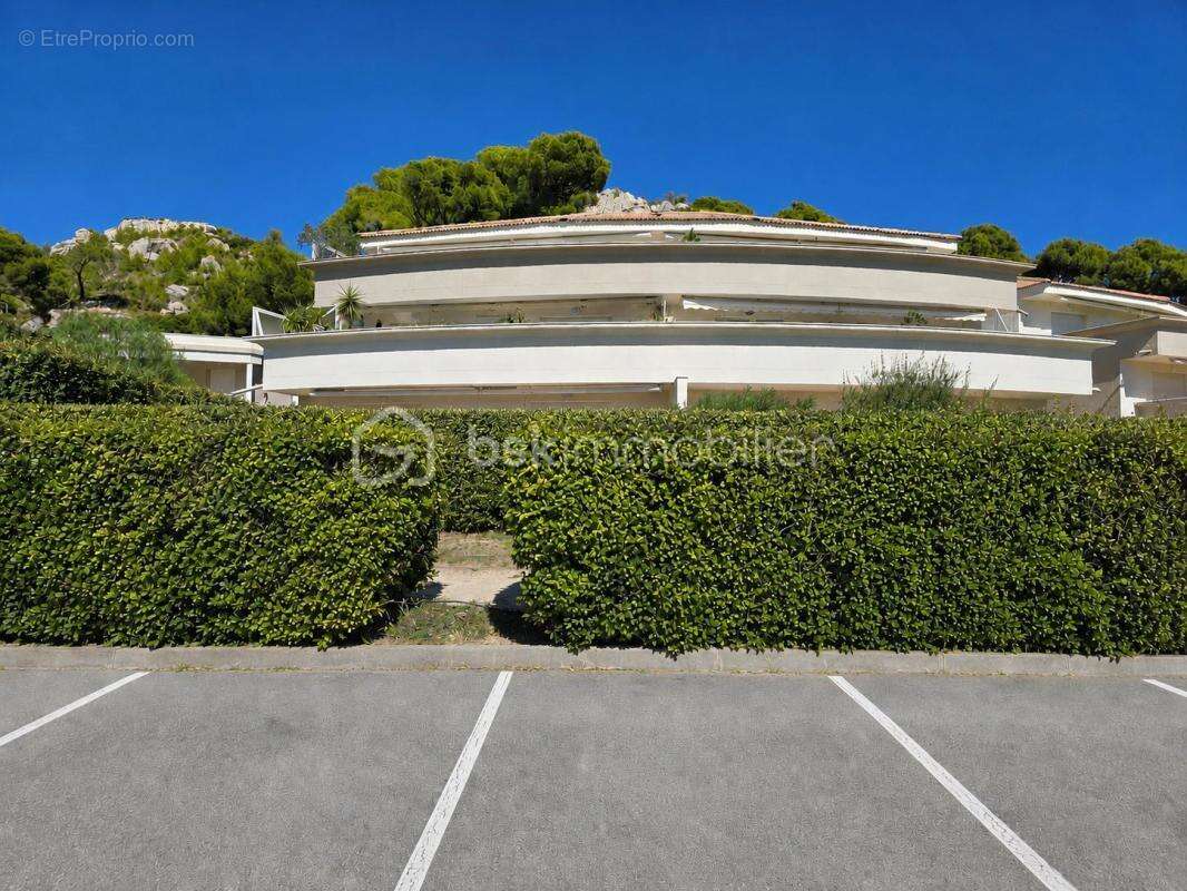 EXCLUSIVITÉ – T3 de standing en front de mer – Terrasse de 70 m², vue mer et intimité absolue - photo 27