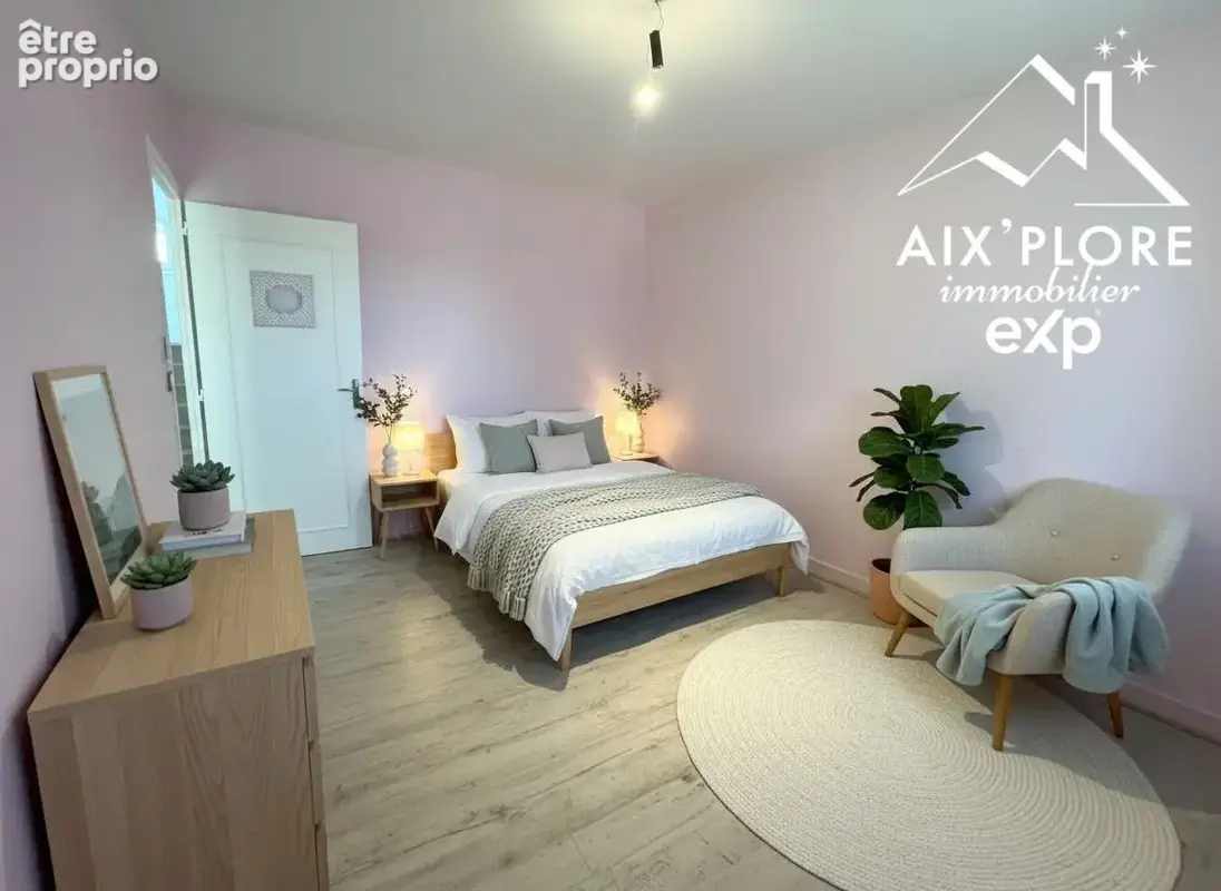 Maison 211 m² à Bourg-En-Bresse  - photo 7