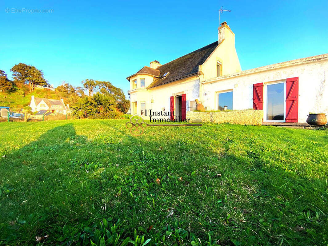 Maison à PLOUEZOC'H