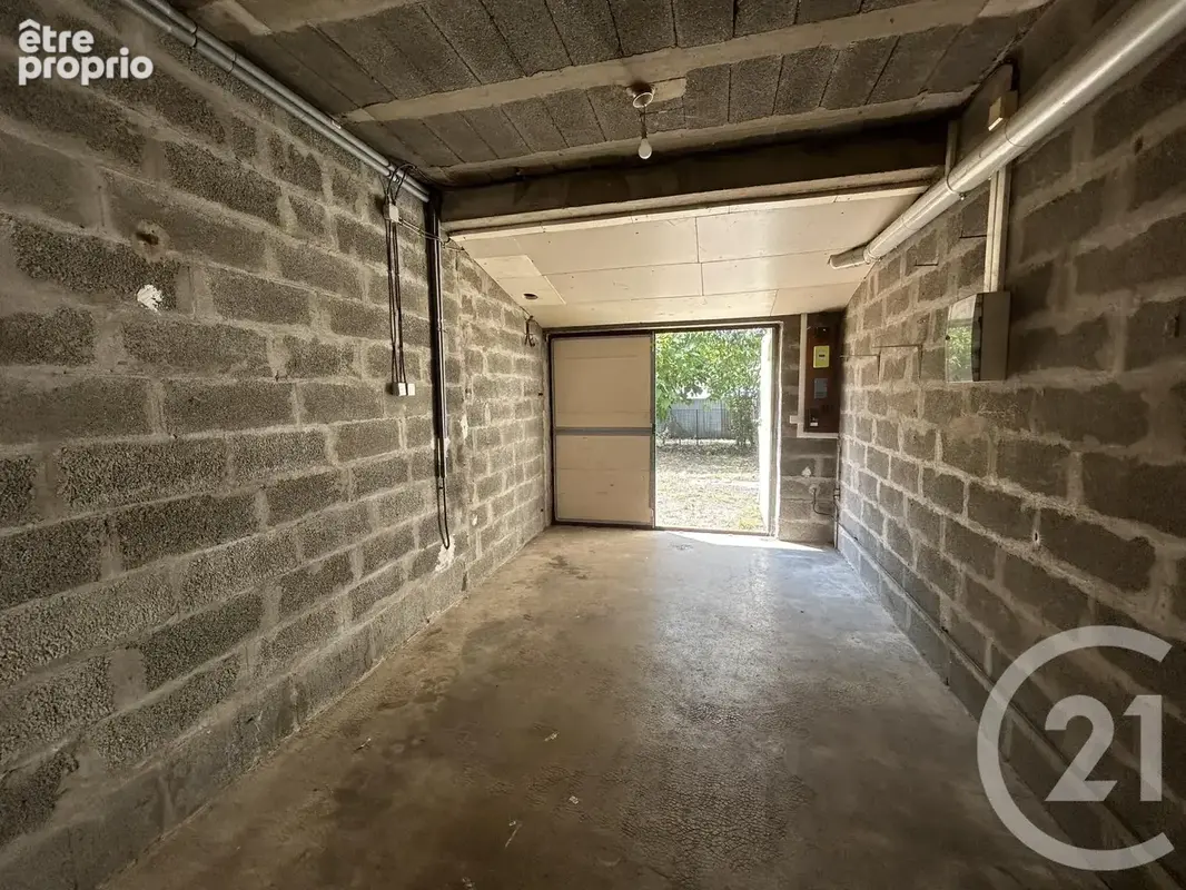 Maison 4 pièces 74 m² à vendre à Les Artigues-De-Lussac (33570) - photo 9