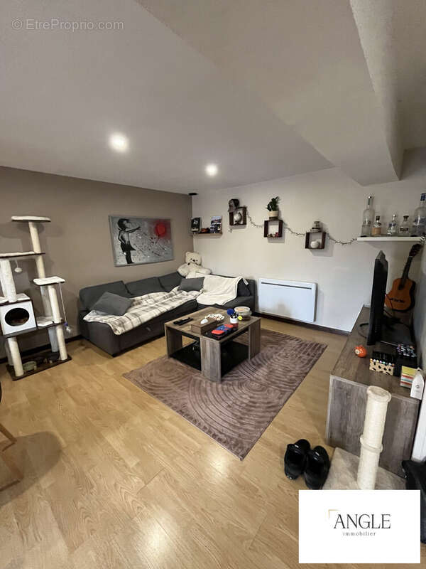 Appartement à OISSEAU-LE-PETIT