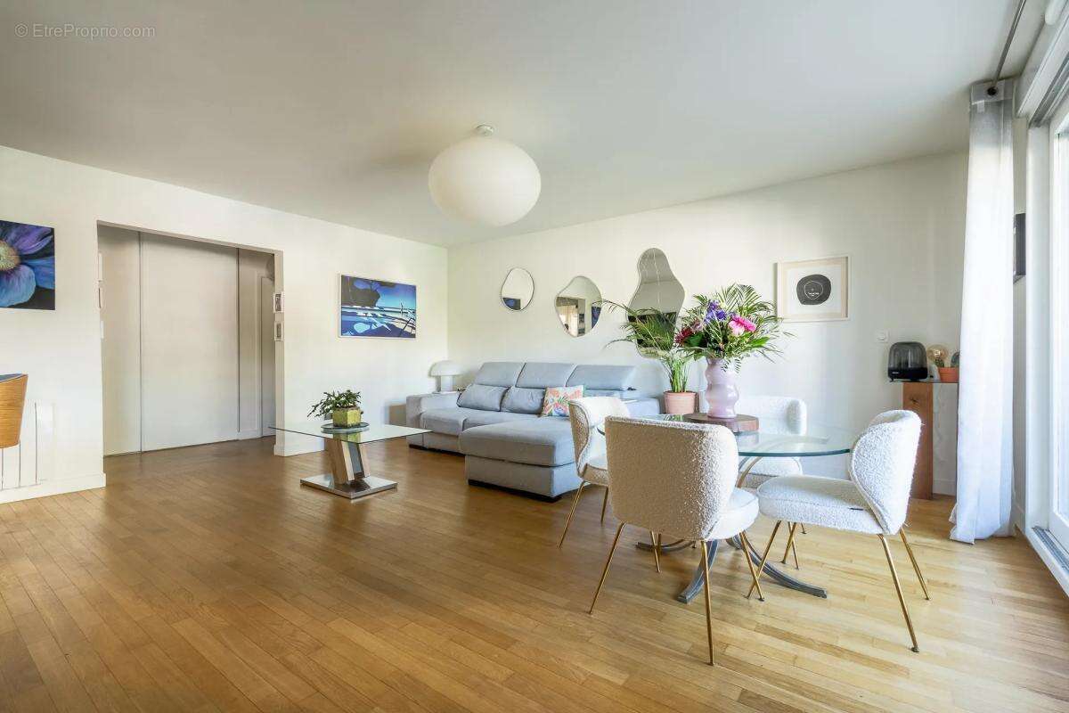 Appartement à NOGENT-SUR-MARNE