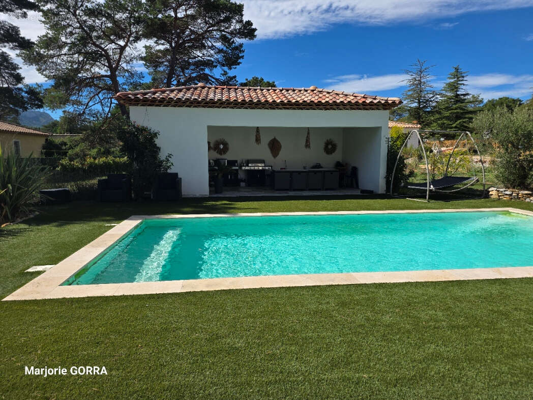 Maison à PLAN-D'AUPS-SAINTE-BAUME