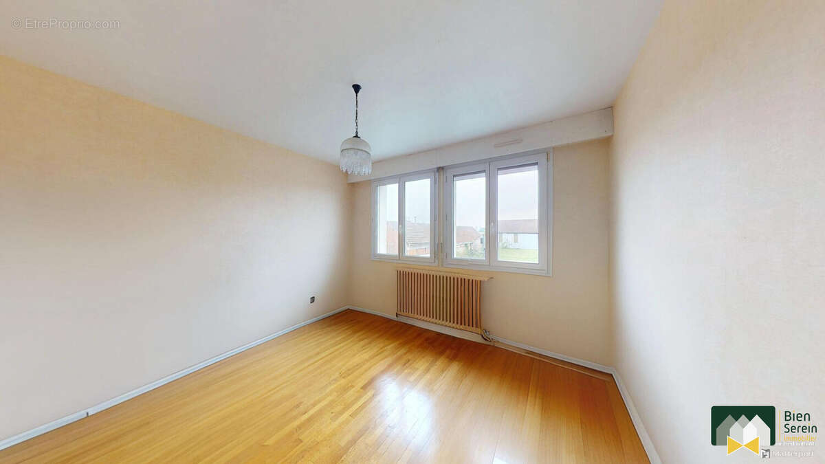 Maison à MAINVILLIERS