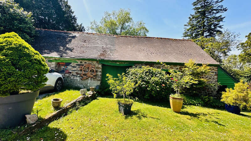 Maison à LE FAOU