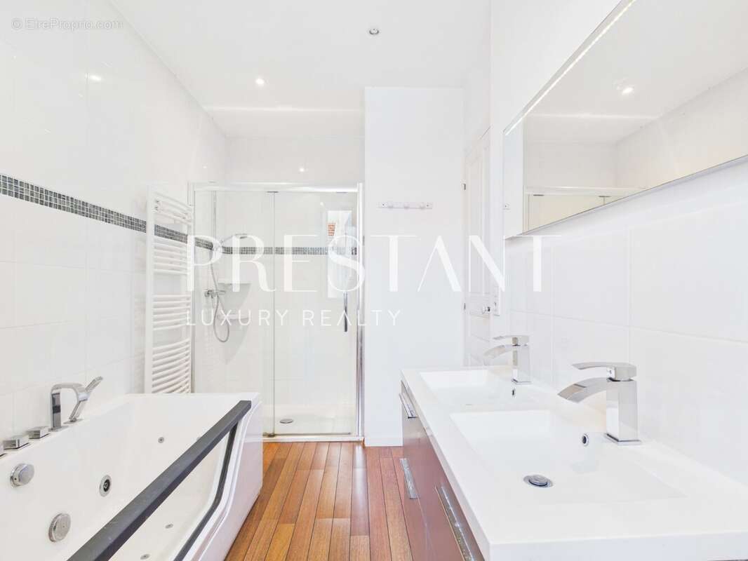 Biarritz saint-charles  appartement de charme,  tout-à-pied & parking - photo 11
