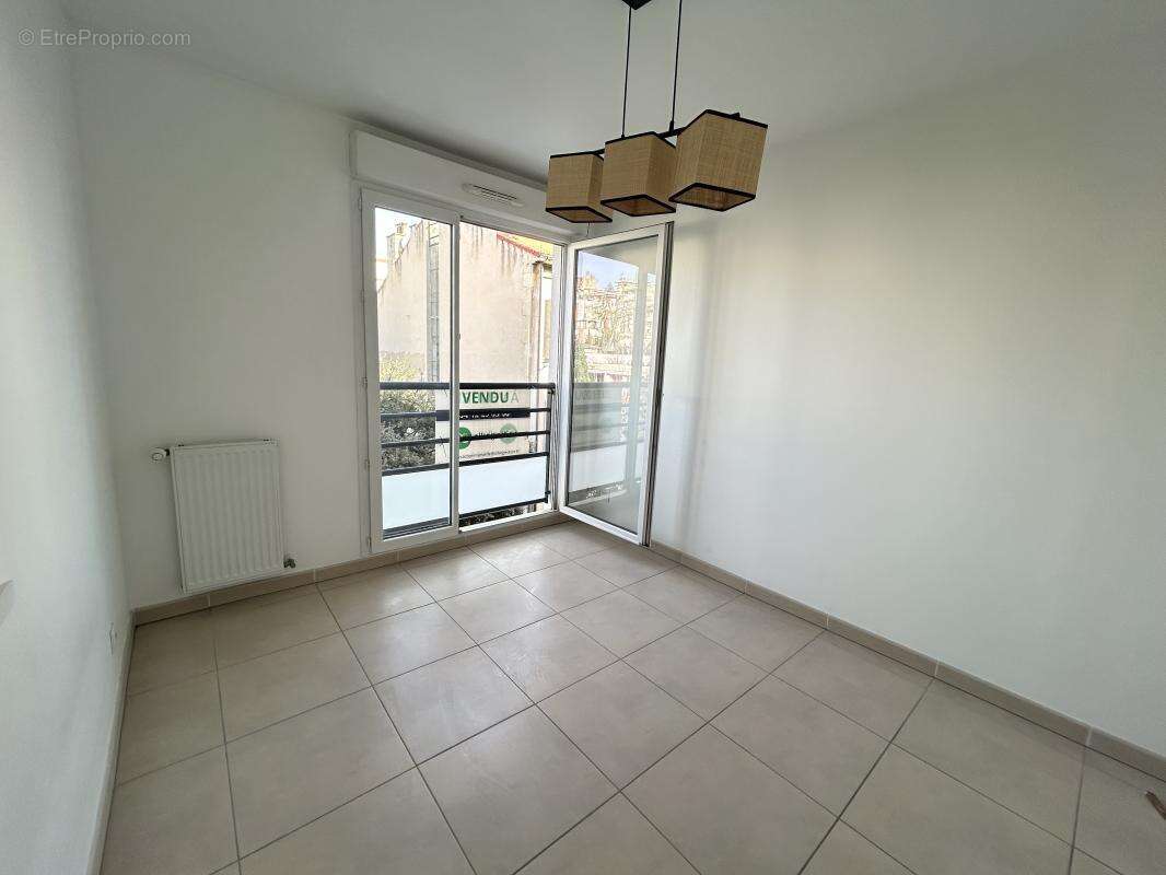 Appartement à MARSEILLE-8E