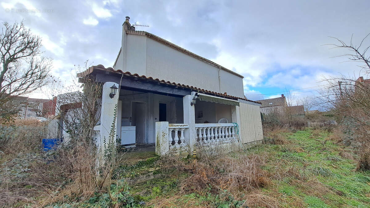 Maison à SAINT-ELOY-LES-MINES