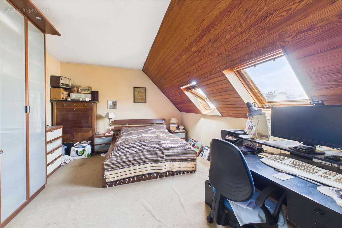 Photo 8 - Appartement à COURBEVOIE