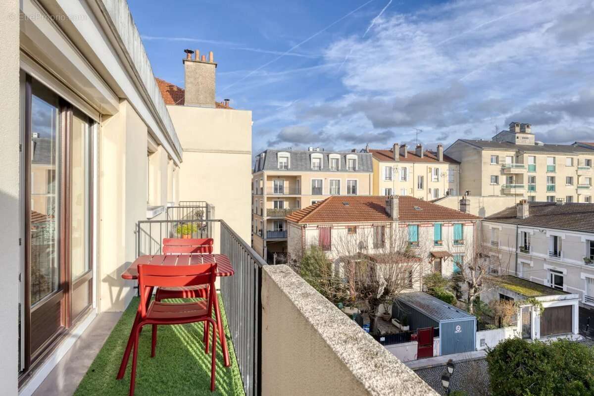 Appartement à MAISONS-ALFORT