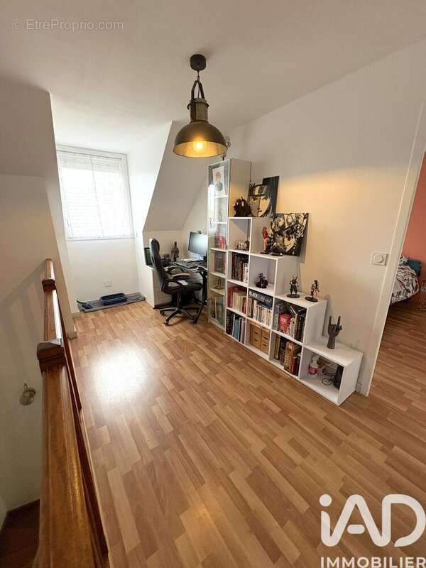 Photo 6 - Maison à LIVRY-GARGAN