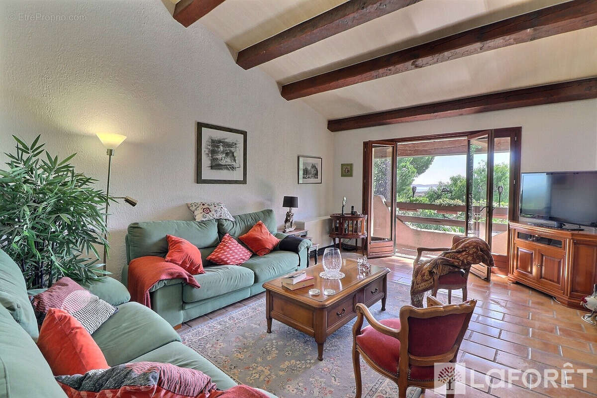Maison à HYERES