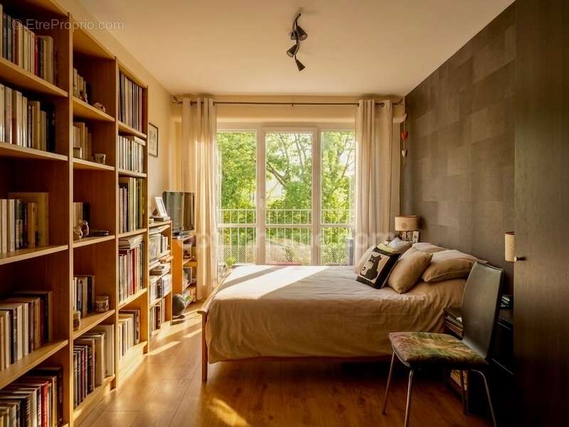 Appartement à LE PLESSIS-BOUCHARD
