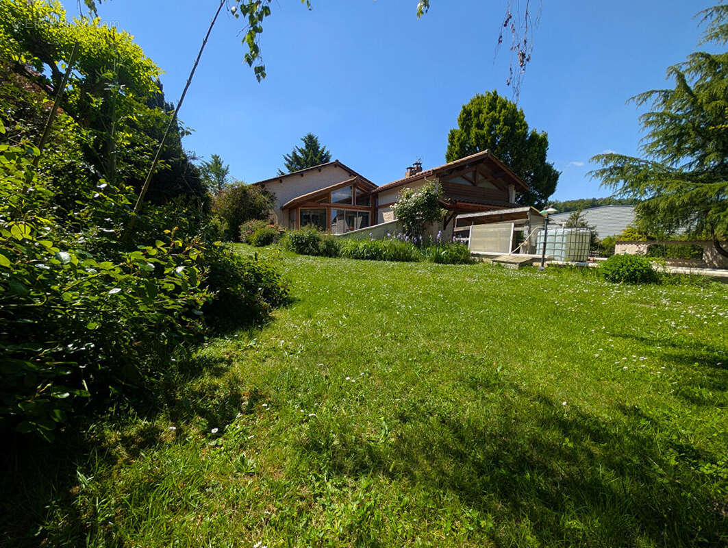 Maison à COUR-ET-BUIS