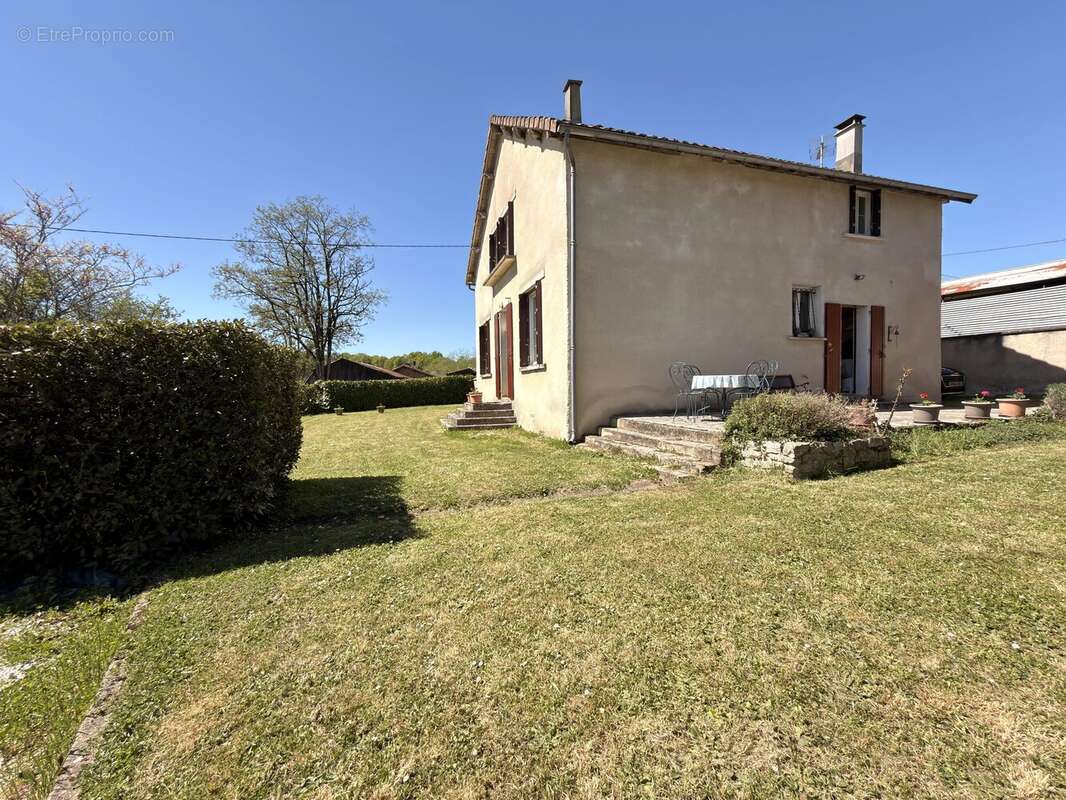 Maison à SAINT-GOURSON