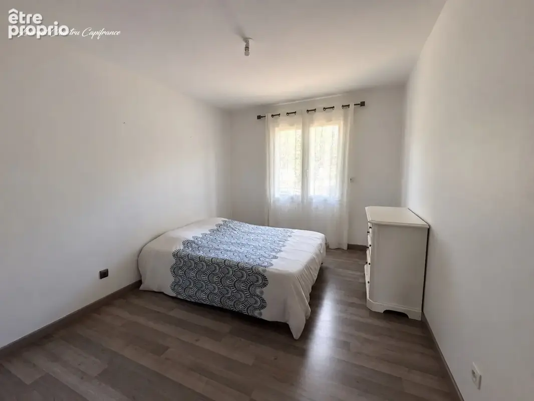 Maison familiale de 150m² avec piscine à Bassillac et Auberoche - photo 12
