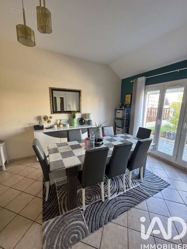 Photo 4 - Maison à SAINT-JEAN-DE-BRAYE