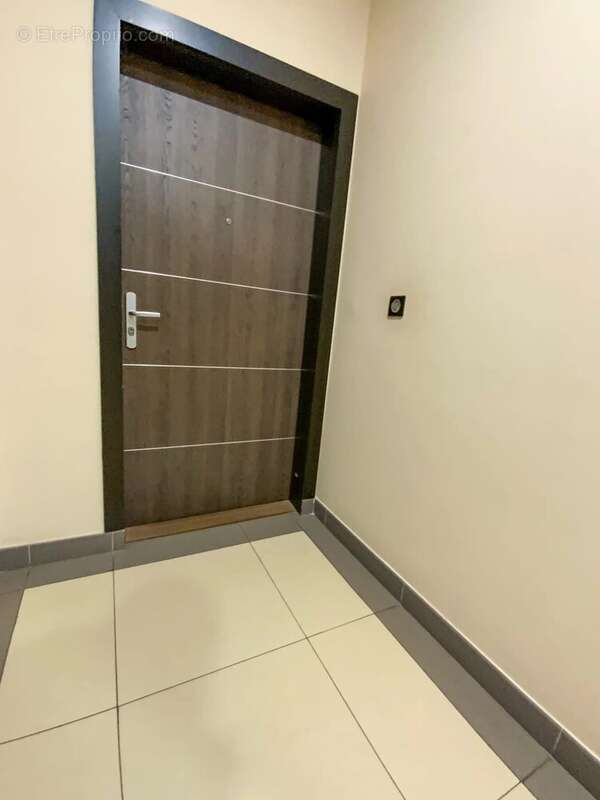 Commerce à LE RAINCY