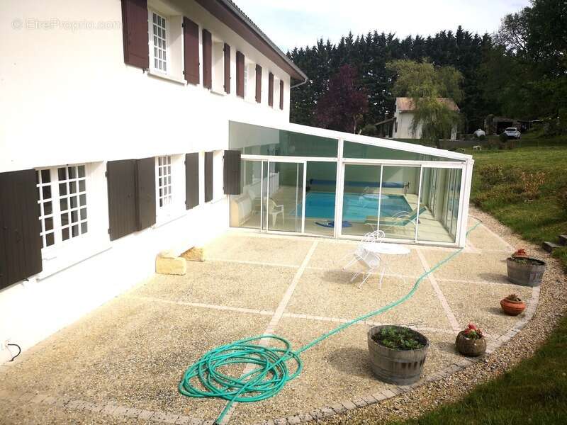 Maison à CROIGNON