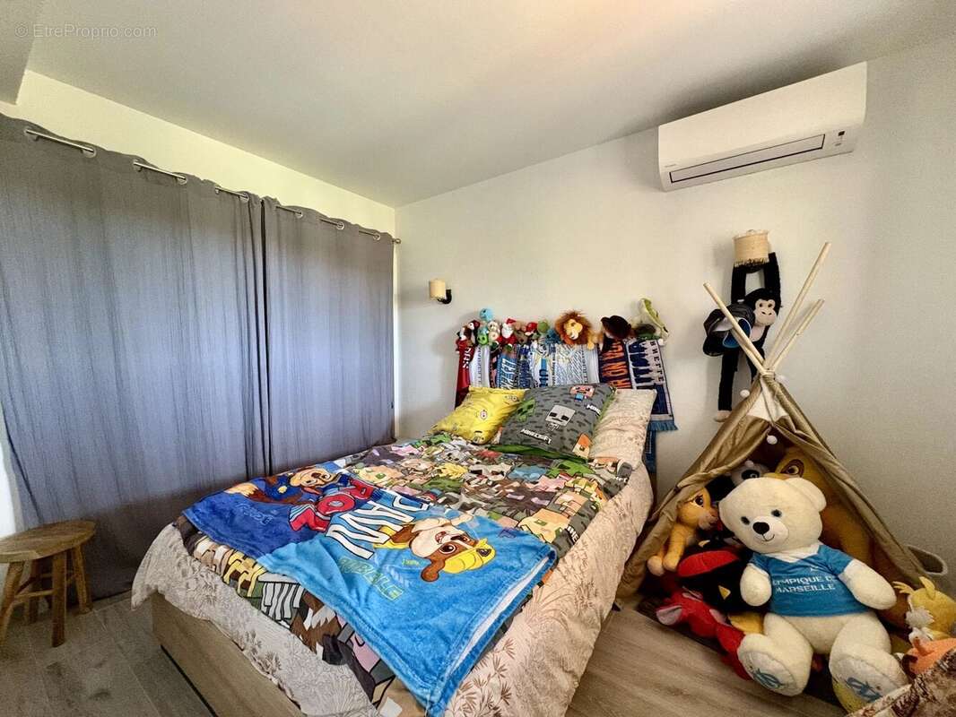 Appartement à LES ISSAMBRES