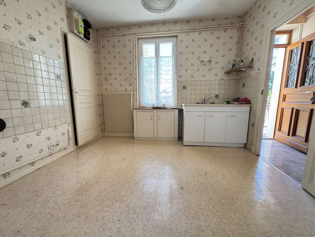 Appartement 111 m² à Montlucon  - photo 5