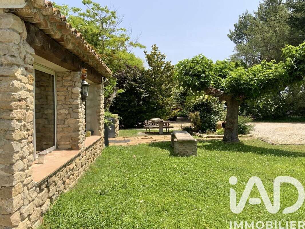 Photo 2 - Maison à TRETS