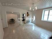 Appartement à VILLENEUVE-L'ARCHEVEQUE