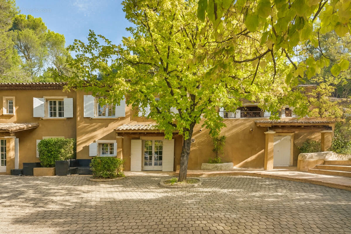 Maison à AIX-EN-PROVENCE