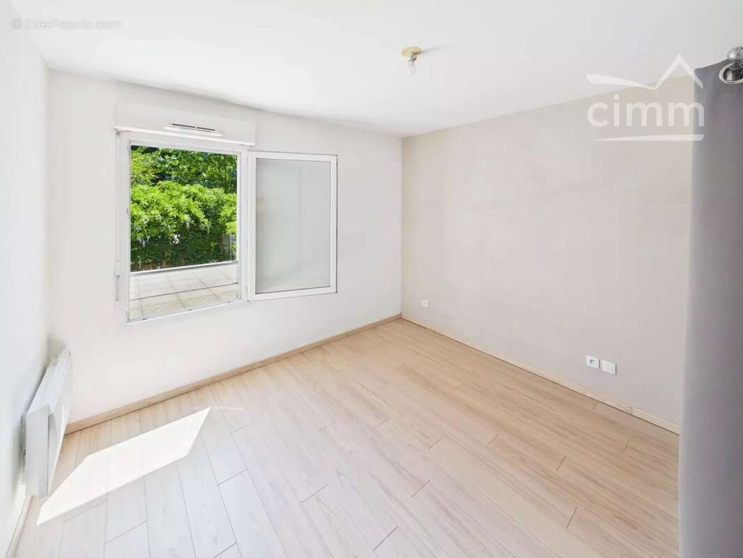 Très beau T2 + terrasse et jardin de 90 m² - photo 7