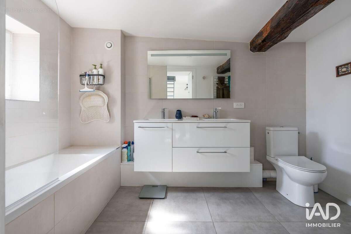 Photo 4 - Maison à SAINT-THIBAULT-DES-VIGNES