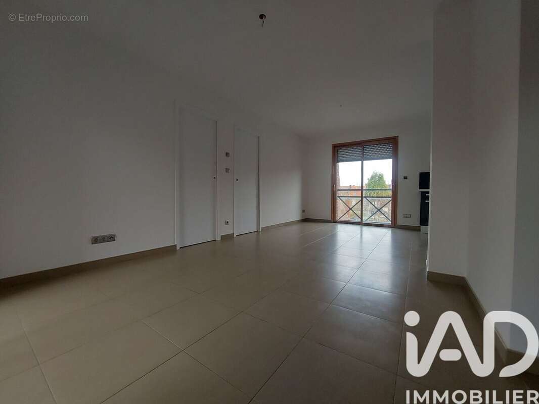 Appartement 52 m² à Croix  - photo 7