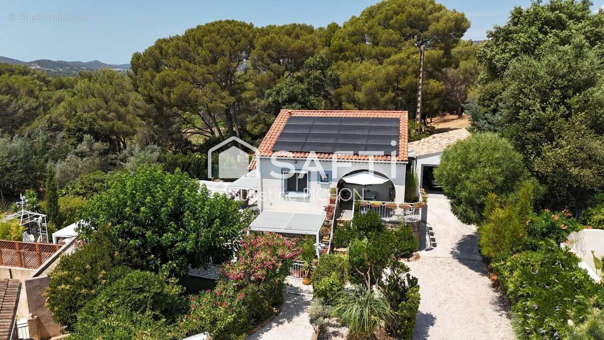 Photo 2 - Maison à BORMES-LES-MIMOSAS