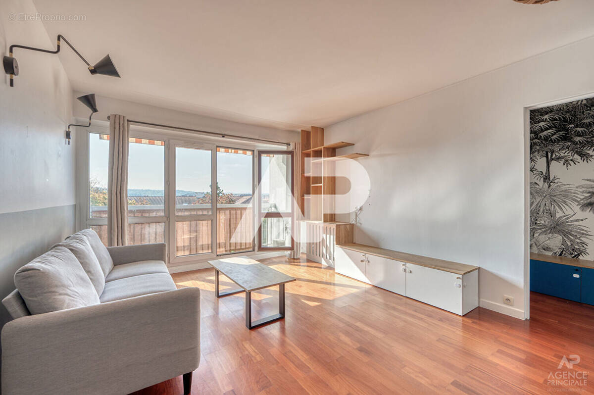 Appartement à RUEIL-MALMAISON