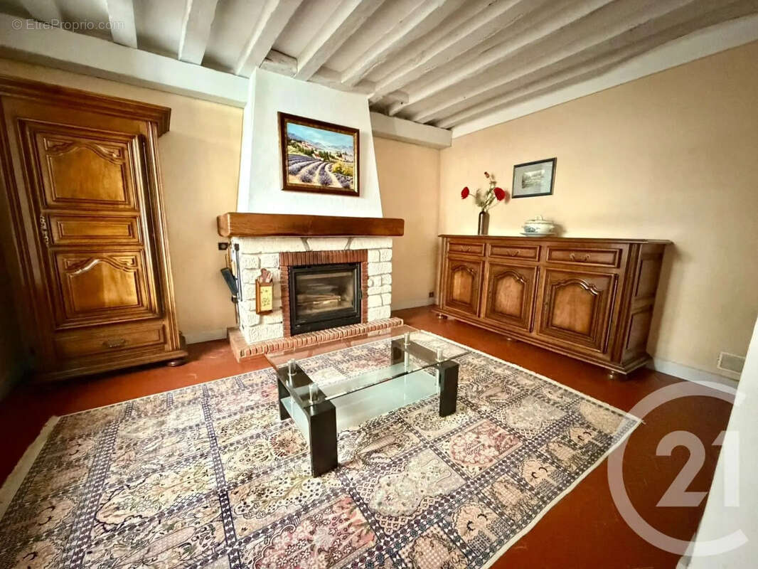 Maison à MOUSSY-LE-VIEUX